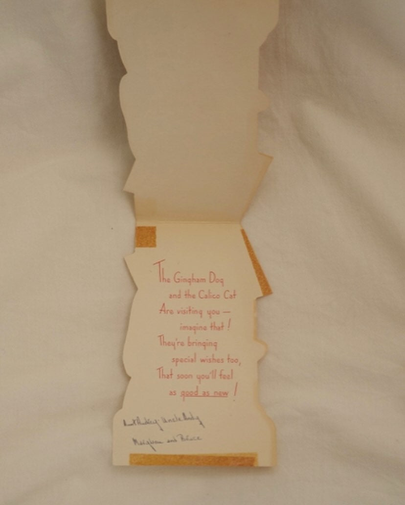 寄り添うネコへの愛は本物レター