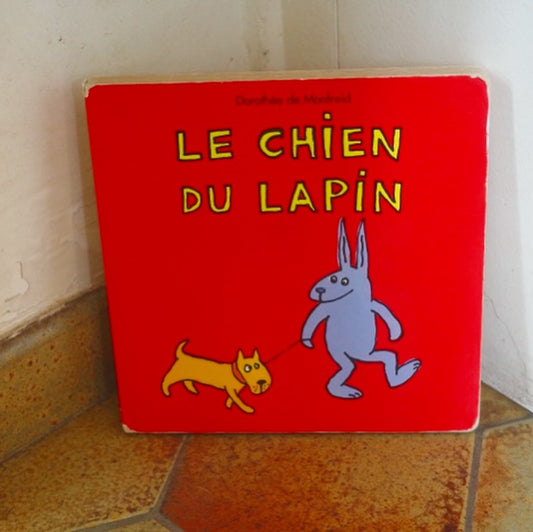 Le chien du lapin